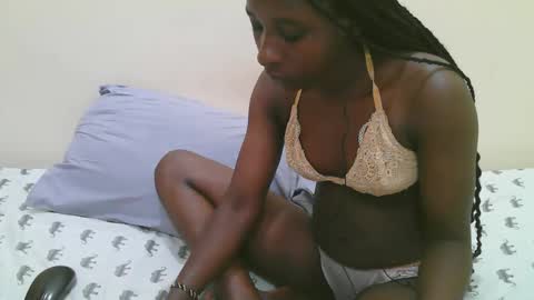 Dijah online show from 10/20/25, 02:34