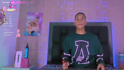 Snapshot of dilam_alfonzo chatting on 10/19/25, 07:03 Dilan online show from 10/19/25, 07:03