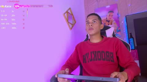 Snapshot of dilam_alfonzo chatting on 11/15/25, 08:16 Dilan online show from 11/15/25, 08:16