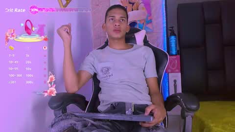 Snapshot of dilam_alfonzo chatting on 11/22/25, 07:46 Dilan online show from 11/22/25, 07:46