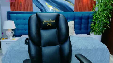  DILAN online show from 05/27/26, 07:00