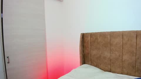 Snapshot of dilan_coy chatting on 12/15/25, 10:36 Dilan Coy online show from 12/15/25, 10:36