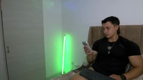 Snapshot of dilan_coy chatting on 04/22/26, 09:05 Dilan Coy online show from 04/22/26, 09:05