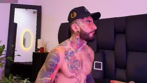 Snapshot of dilan_scootk_j chatting on 07/20/26, 06:43 Dilan Scootk online show from 07/20/26, 06:43