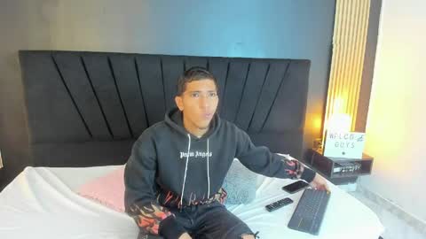 DILAN online show from 05/22/26, 01:06