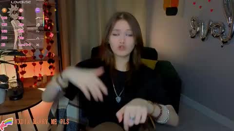 Dilara online show from 02/21/26, 09:38