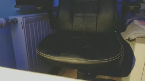 Snapshot of dildolover1278 chatting on 12/14/24, 04:09 dildolover1278 online show from 12/14/24, 04:09