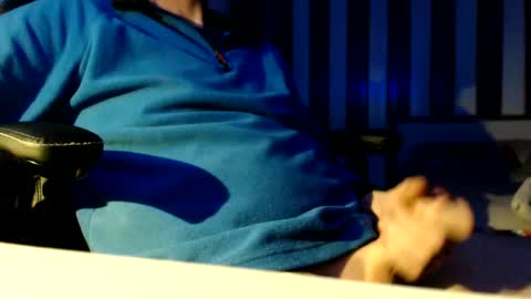 Snapshot of dildolover1278 chatting on 01/17/25, 05:19 dildolover1278 online show from 01/17/25, 05:19