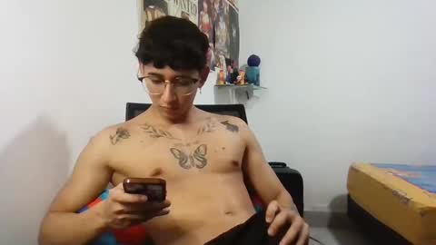 dillom420 online show from 01/31/25, 04:03