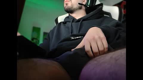 Snapshot of dimas22222 chatting on 12/24/24, 03:37 dimas22222 online show from 12/24/24, 03:37