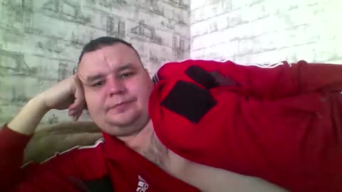 Snapshot of dimasvit5306 chatting on 02/27/26, 12:49 dimasvit5306 online show from 02/27/26, 12:49