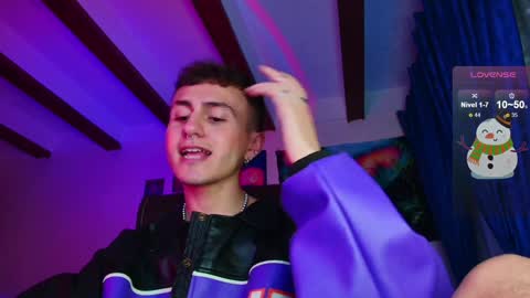 Snapshot of dimitri_bilak_ chatting on 12/23/24, 02:45 Julian Independent Model online show from 12/23/24, 02:45