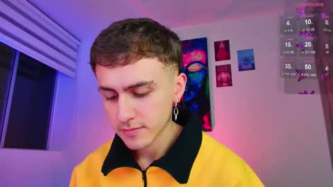 Julian Independent Model online show from 01/15/26, 12:04