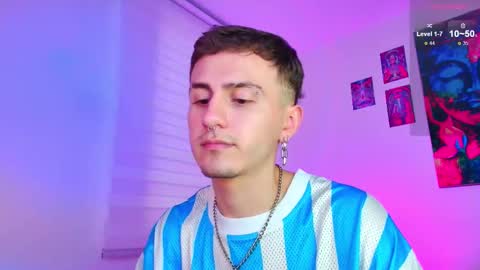 Julian Independent Model online show from 03/19/26, 11:09