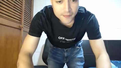 Snapshot of dimitri_quiet chatting on 04/24/26, 03:42 Dimitri online show from 04/24/26, 03:42