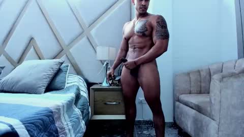 Snapshot of dimitriklein chatting on 11/15/25, 03:26 dimitriklein online show from 11/15/25, 03:26