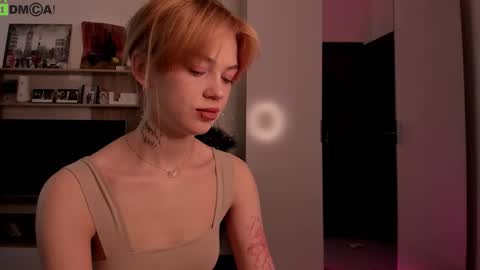 Dina online show from 12/14/25, 08:41