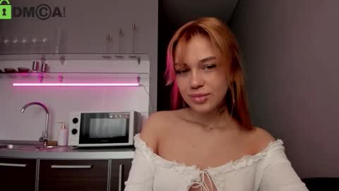 Dina online show from 03/13/26, 07:04