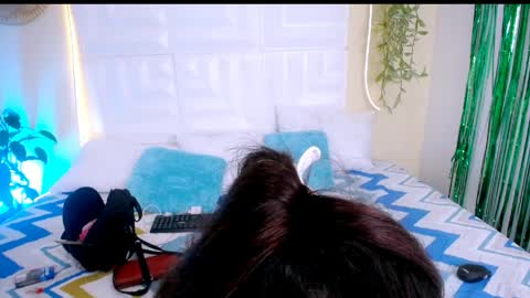 DINA online show from 04/08/26, 06:30