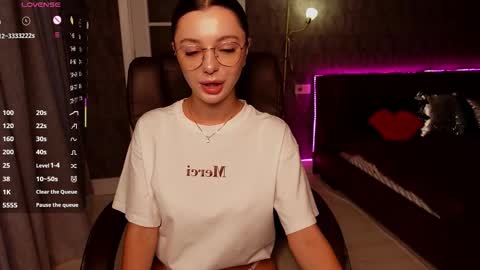 dinacandy online show from 09/11/25, 05:29