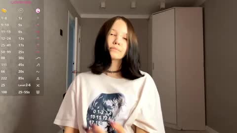 Amelia online show from 04/12/26, 10:20