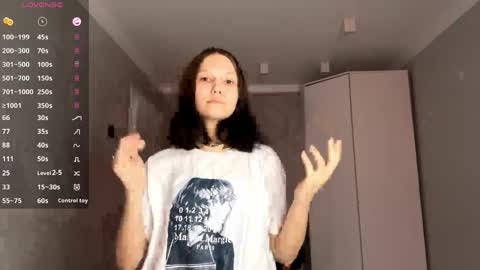 Amelia online show from 04/20/26, 11:02