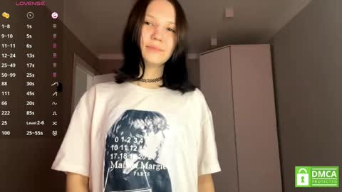 Amelia online show from 04/23/26, 11:09