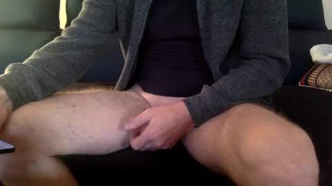 Snapshot of dinnerout1111 chatting on 12/28/24, 02:21 dinnerout1111 online show from 12/28/24, 02:21