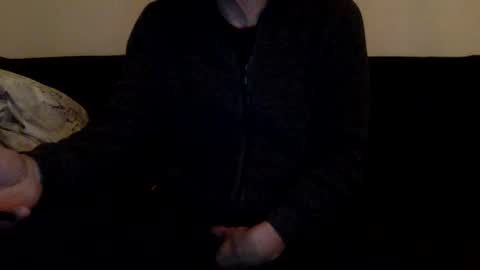 Snapshot of dinnerout1111 chatting on 01/22/25, 07:25 dinnerout1111 online show from 01/22/25, 07:25