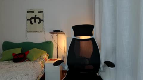 Anglica A online show from 02/28/25, 08:07