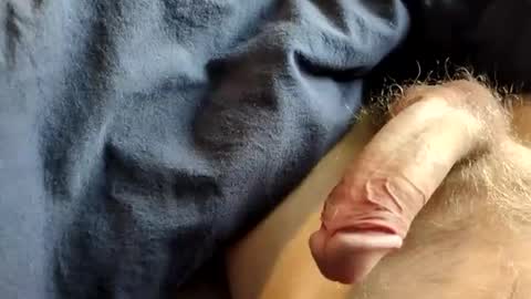 dirkd85 online show from 04/15/26, 10:00