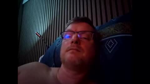 dirkkie1975 online show from 03/08/26, 09:51