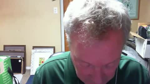 Snapshot of dirkpitt223 chatting on 12/29/24, 02:17 DirtkPitt Fun guy working online show from 12/29/24, 02:17