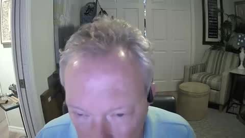 Snapshot of dirkpitt223 chatting on 03/04/25, 04:17 DirtkPitt Fun guy working online show from 03/04/25, 04:17