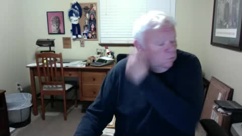Snapshot of dirtrider195080438 chatting on 05/16/26, 02:19 dirtrider195080438 online show from 05/16/26, 02:19