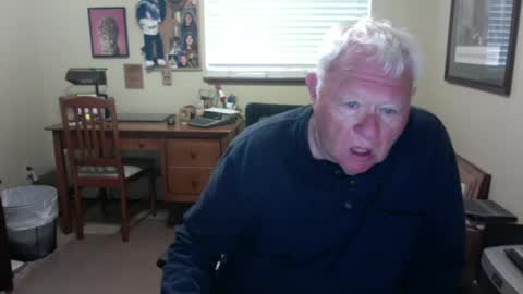 Snapshot of dirtrider195080438 chatting on 06/21/26, 01:41 dirtrider195080438 online show from 06/21/26, 01:41