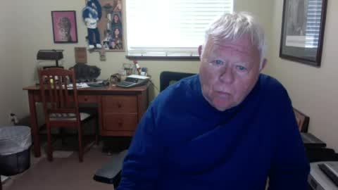 Snapshot of dirtrider195080438 chatting on 06/29/26, 10:10 dirtrider195080438 online show from 06/29/26, 10:10