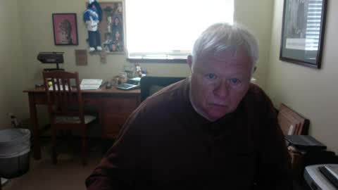 Snapshot of dirtrider195080438 chatting on 07/06/26, 05:26 dirtrider195080438 online show from 07/06/26, 05:26