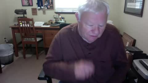 Snapshot of dirtrider195080438 chatting on 07/07/26, 09:52 dirtrider195080438 online show from 07/07/26, 09:52
