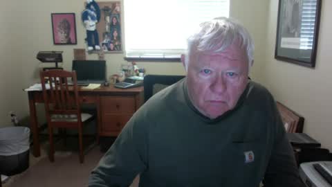 Snapshot of dirtrider195080438 chatting on 07/12/26, 04:53 dirtrider195080438 online show from 07/12/26, 04:53