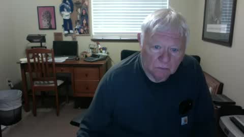 Snapshot of dirtrider195080438 chatting on 07/16/26, 05:19 dirtrider195080438 online show from 07/16/26, 05:19