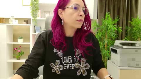 dirty_mature online show from 12/02/25, 07:03