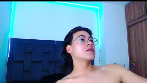 dirty model online show from 09/27/25, 12:15