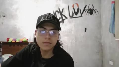 dirty model online show from 04/05/26, 07:38