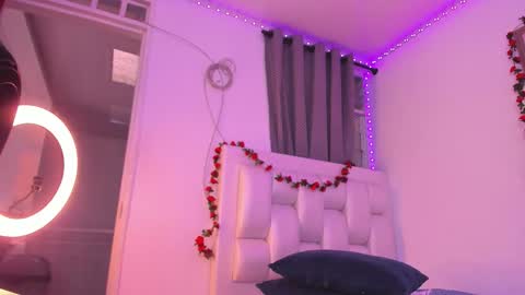 Samantha  online show from 02/14/26, 11:01