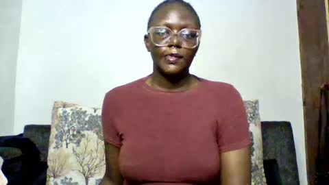 Snapshot of dirty_sweet_1 chatting on 06/17/26, 06:20 ELLE online show from 06/17/26, 06:20