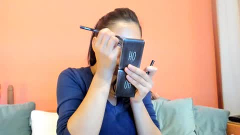 Snapshot of dirtybeya chatting on 10/08/25, 07:44 Dirtybeya online show from 10/08/25, 07:44