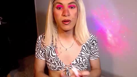 dirtydanezka online show from 11/18/25, 03:23