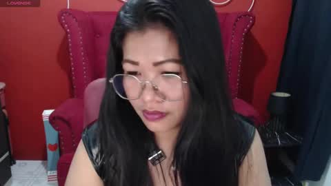 Snapshot of dirtyfungirl chatting on 12/15/24, 07:31 LatexQueen online show from 12/15/24, 07:31