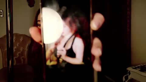 Snapshot of dirtylaneyjane chatting on 12/20/25, 05:14 Laney Jane online show from 12/20/25, 05:14